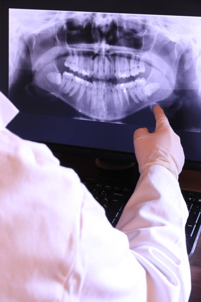 Best Emergency Broken Tooth Repair in Riverside, IL